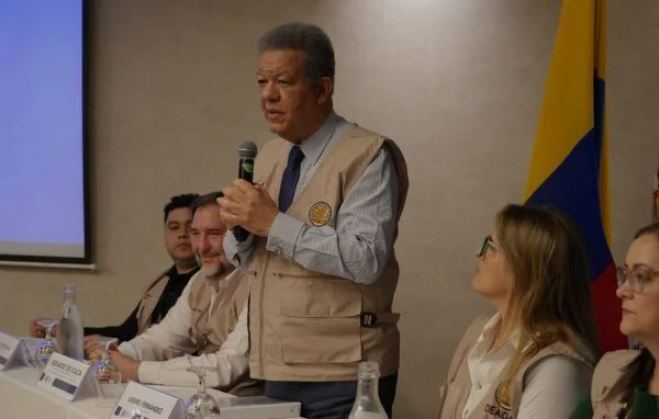 Leonel-Fernandez-encabezo-la-mision-de-la-OEA-e1782126206508 (1)