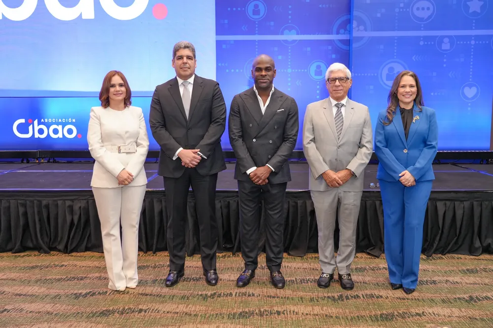 Ridalbi Mateo, José Luis Ventura, Claudio Cabrera, Rafael Genao y Yara Hernández