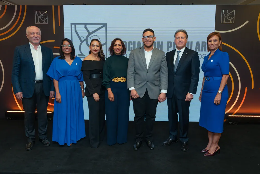 Pedro Esteva, Sharlyn Rodríguez, Mildred del Orbe, Mildred Minaya, Michael Eusebio, Gustavo Ariza, Tania Guenen