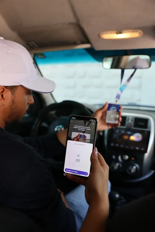 Toke e inDrive habilitan pagos digitales en viajes urbanos  , EL EXPRESO RD