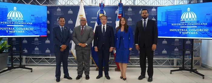 INDUSTRIA Y COMERCIO, EL EXPRESO RD