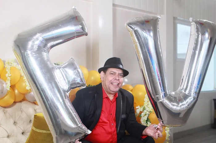 FERNANDO VILLALONA, EL EXPRESO RD 1