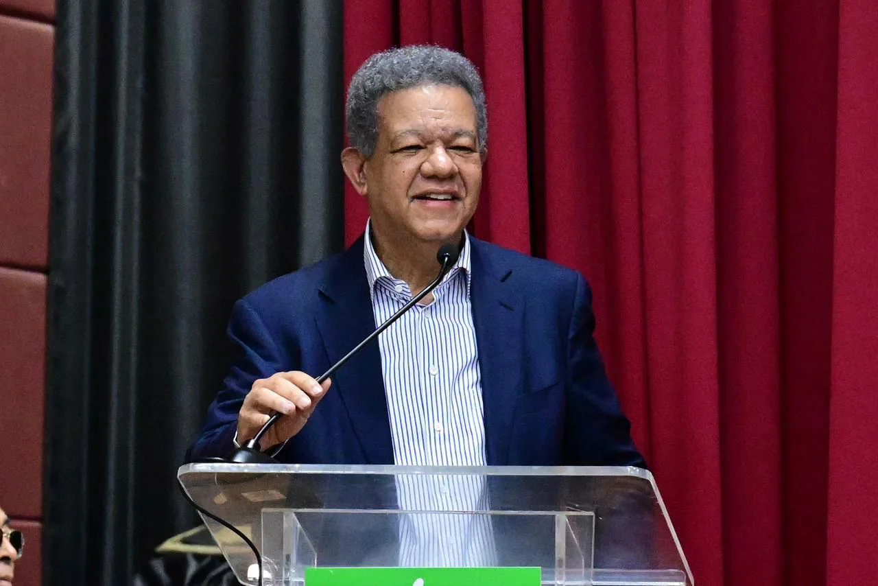 LEONEL FERNADEZ, EXPRESO RD