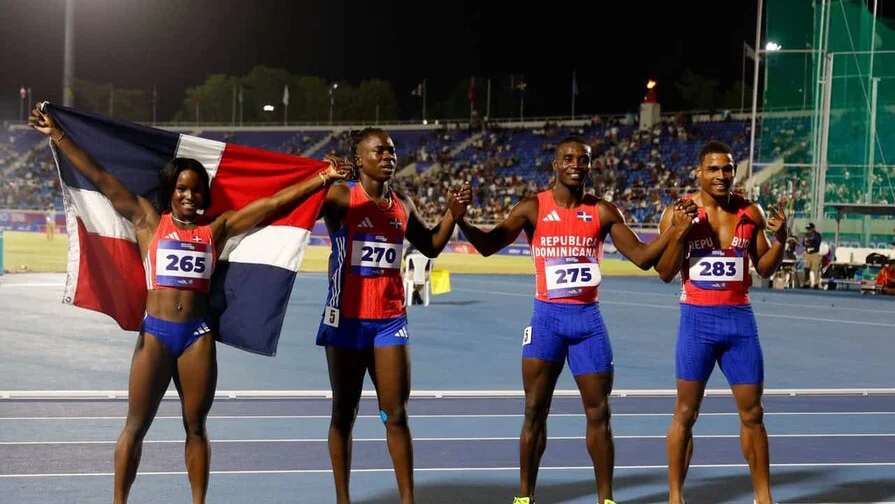 juegos-centroamericanos-relevo-mixto-rd-4x100m-descalificado-6ad69189-focus-0.05-0.4-896-504