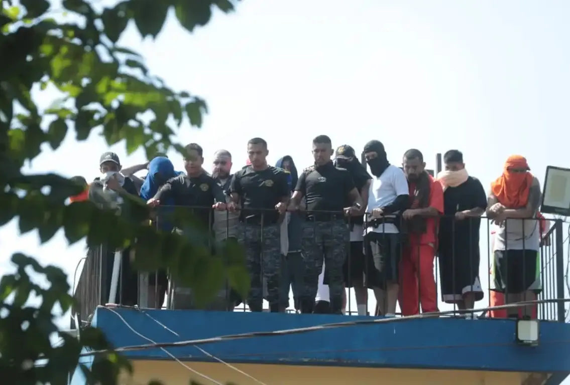 Reos-amotinados-en-Guatemala