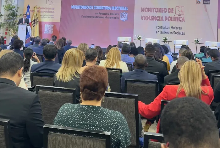 JUNTA CENTRAL ELECTORAL, EL EXPRESO RD