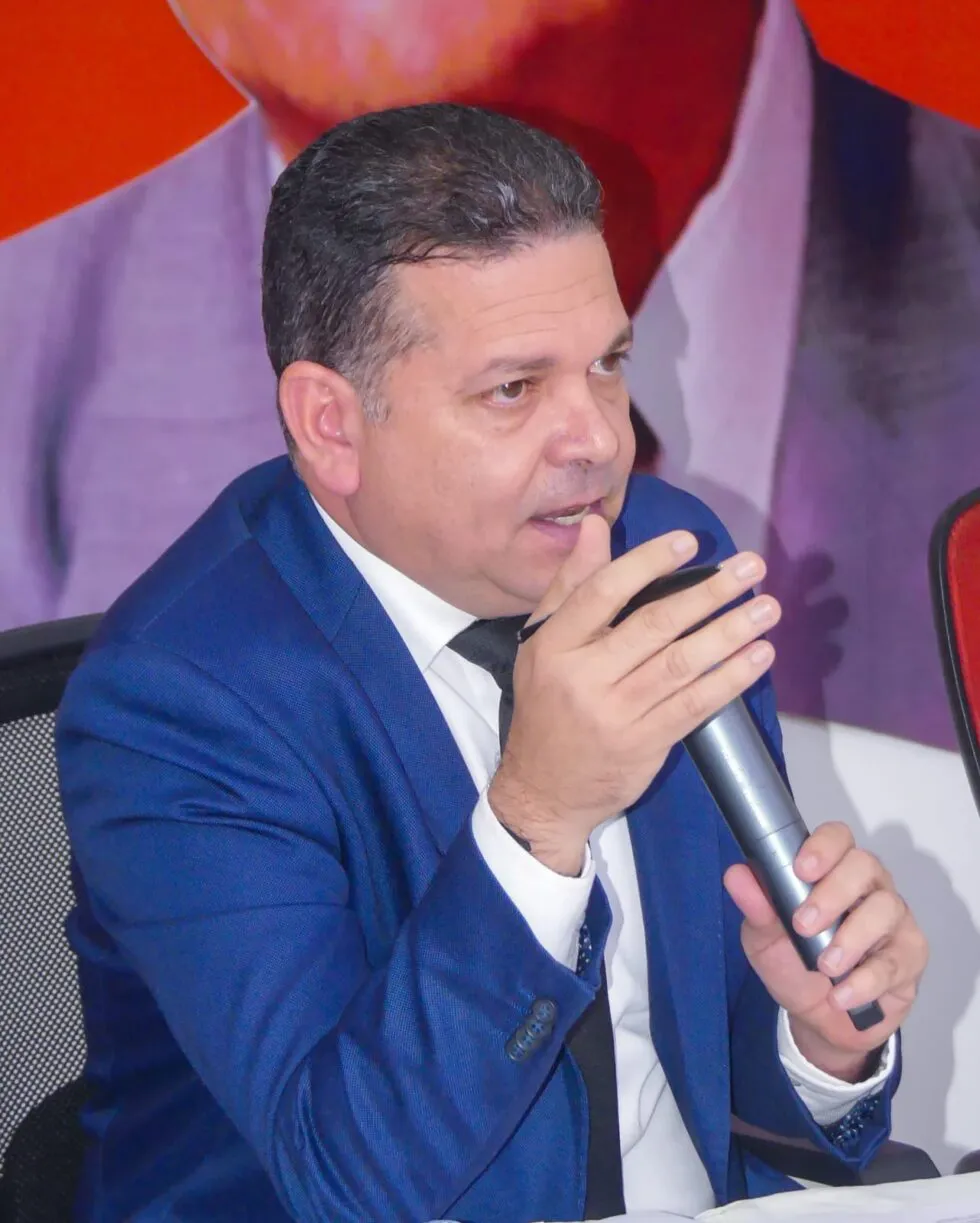 Papito-Cruz-JCE-980x1223