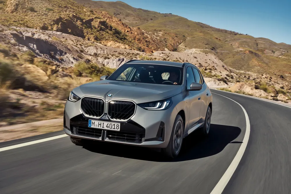 P90554995_lowRes_the-new-bmw-x3-20-xd (1) (1)